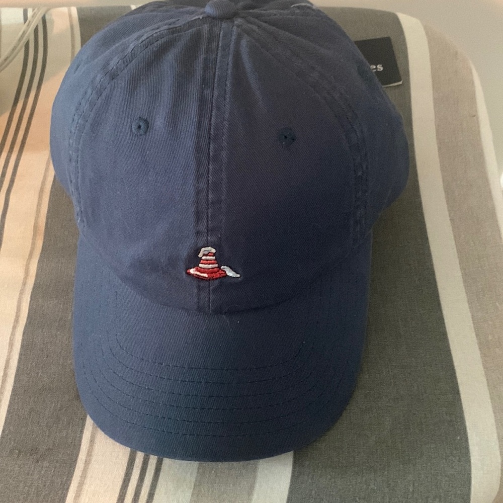 Vineyard Vines men’s sports hat